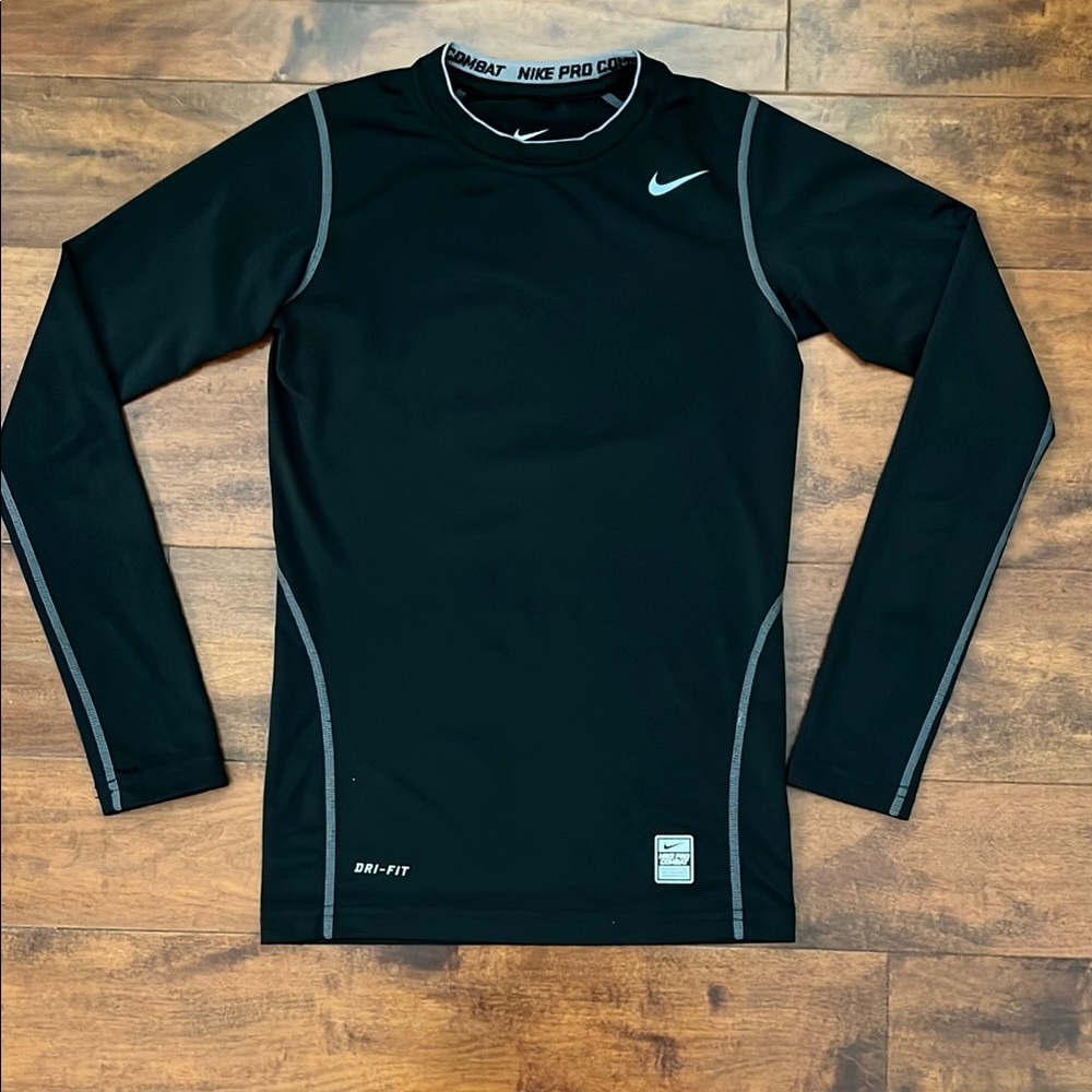 Nike Dri-Fit Combat Pro Boys Black Compression/Fitted Shirt - Youth Medium, EUC